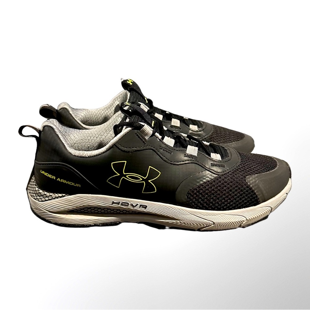Men’s size 10.5 Under Armour Athletic Shoes